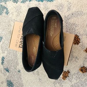 Toms Woven Black Slip-On